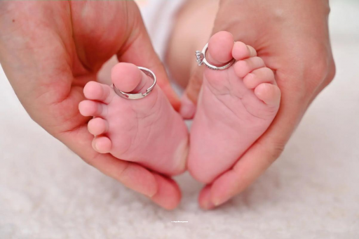 武汉供卵包生男孩宝宝5个月发育标准